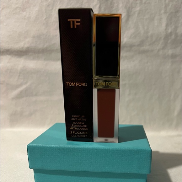 💋NIB💋 TOM FORD ✨100✨Liquid Lip Luxe Matte~brown with rosy tones - Picture 2 of 13